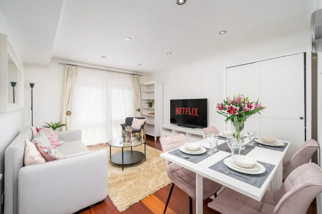 Stylish Deluxe 2Br Duplex - Free Parking - Near Canary Wharf London